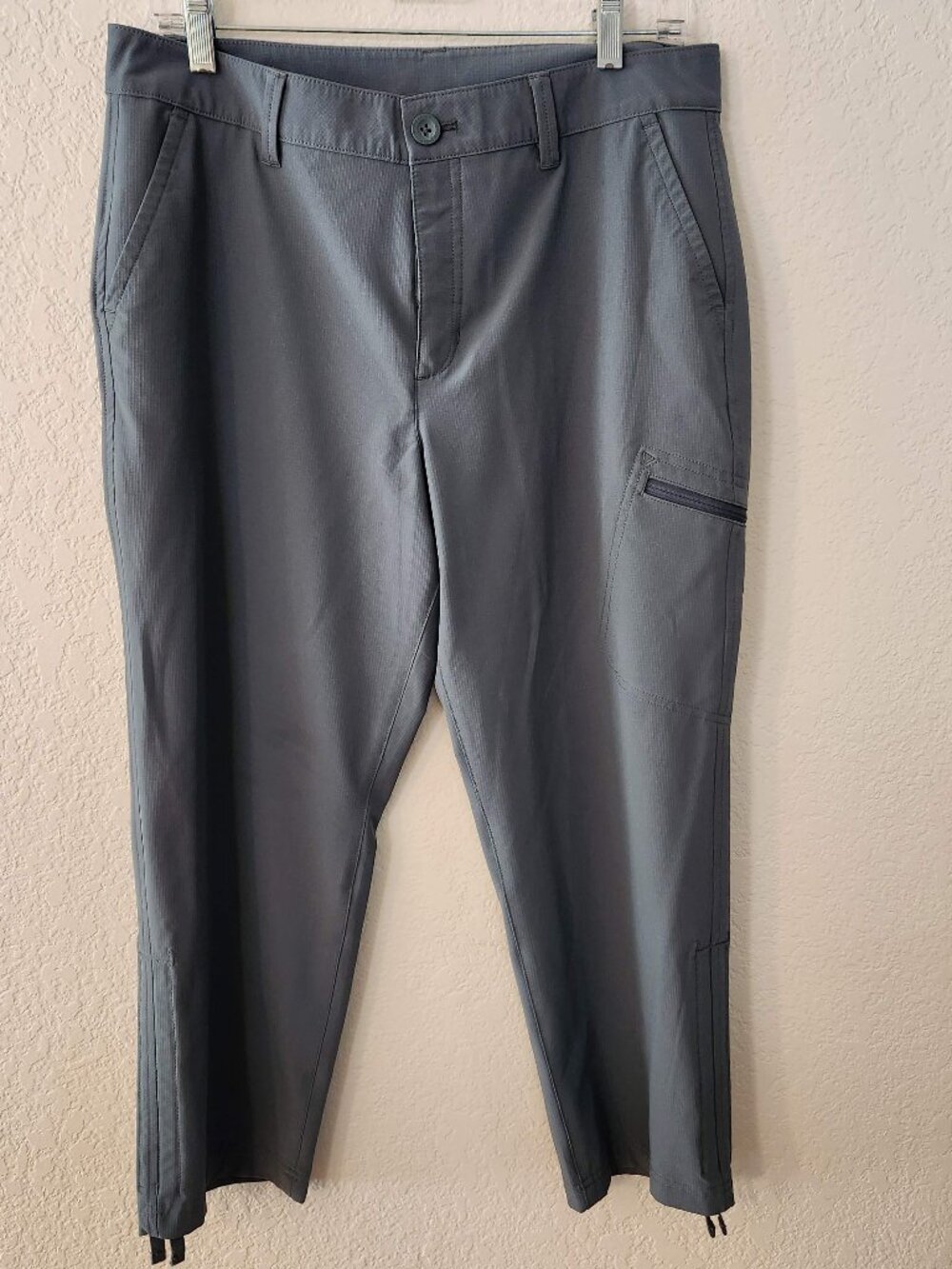 Eddie Bauer Blue Capris
